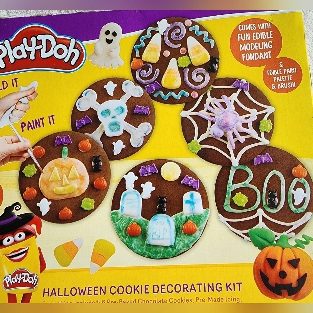 New large Play-Doh Halloween Cookie Kit for toddlers/ kids